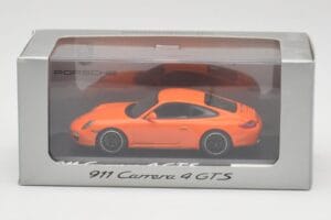 Porsche 911 997.2 Carrera 4 GTS Oranžen Minichamps 1:43 WAP0201140C Kovina – slika 4 od 4