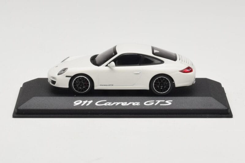 Porsche 911 997.2 Carrera GTS Bel Minichamps 1:43 WAP0200200B Kovina