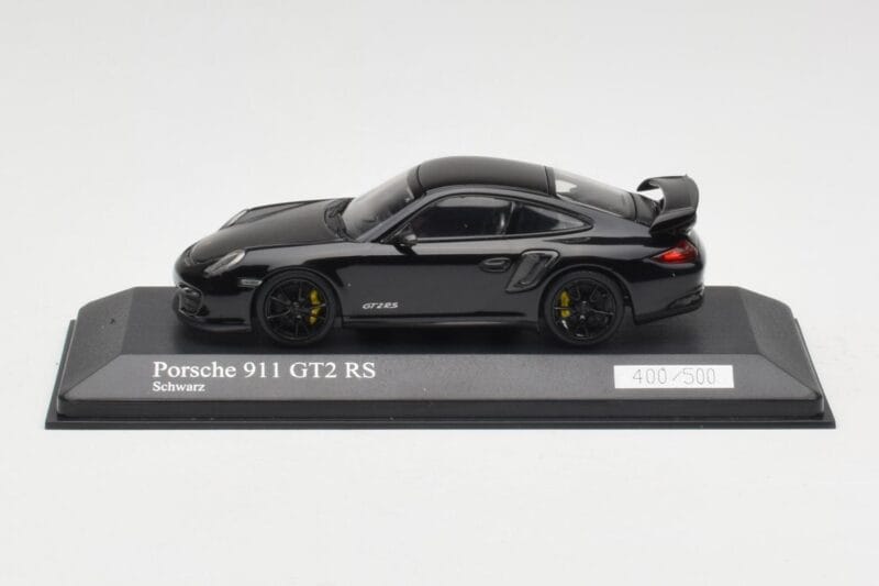 Porsche 911 997.2 GT2 RS Črna s Črnimi Platišči Minichamps 1:43 400069404 Kovina