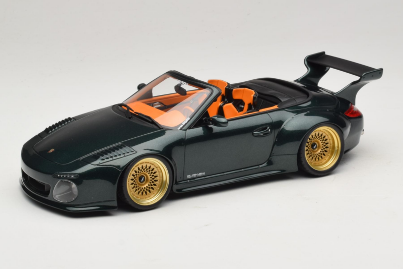 Porsche 911 992 Cabriolet Old & New Tokyo Auto Salon GT Spirit 1:18 GT548 Smola