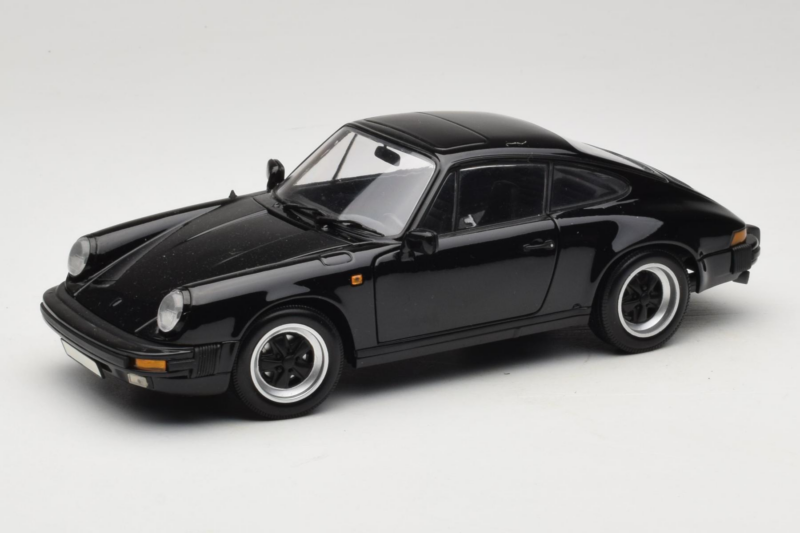 Porsche 911 Carrera 3.2 Črn Minichamps 1:18 100063060-R1 Kovina