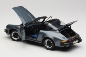 Porsche 911 SC Srebrn Minichamps 1:18 100063060 Kovina – slika 5 od 8
