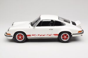 Porsche 911 Carrera RS 2.7 Grand Prix White With Red Norev 1:12 127514 Kovina – slika 3 od 6