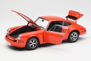 Porsche 911 Carrera RS 2.7 Oranžna AUTOart 1:18 78057 Kovina – slika 2 od 8