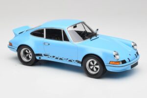 Porsche 911 Carrera RSR Moder & Črn Minichamps 1:18 107065021 Kovina – slika 4 od 6