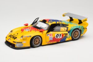 Porsche 911 GT1 #1 D. Rohr / R. Pilgrim / A. McNish 1997 UT Models 1:18 39724 Kovina – slika 2 od 8