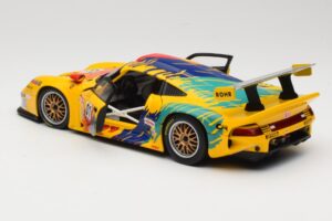 Porsche 911 GT1 #1 D. Rohr / R. Pilgrim / A. McNish 1997 UT Models 1:18 39724 Kovina – slika 5 od 8