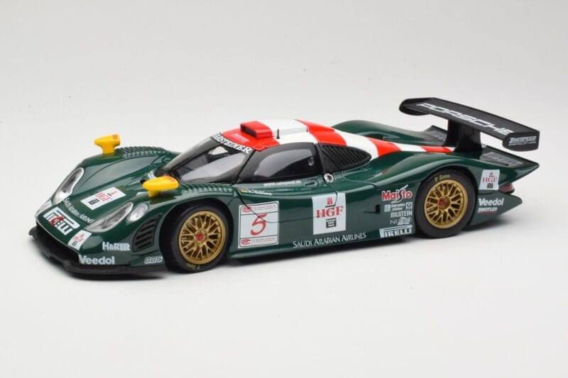Porsche 911 GT1 #5 GT1 1997 Maisto 1:18 56055 Kovina