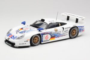 Porsche 911 GT1 #6 T. Boutsen / H-J. Stuck 1997 UT Models 1:18 39720 Kovina