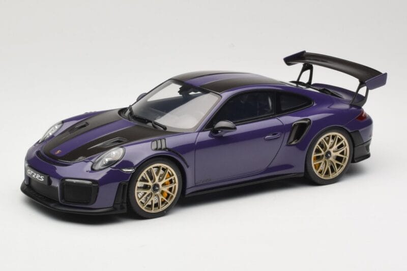 Porsche 911 GT2 RS 991.2 Ultraviolet GT Spirit 1:18 GT926 Smola