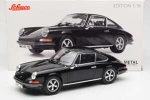 Porsche 911 S Črn Schuco 1:18 450047200 Kovina – slika 8 od 8