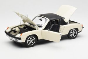 Porsche 914/6 Svetla Slonovica AUTOart 1:18 77933 Kovina – slika 2 od 8