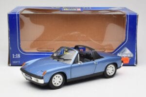 Porsche 914 Modra Revell 1:18 08975 Kovina – slika 8 od 8
