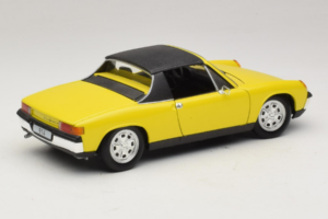 Porsche 914 Rumen Revell 1:18 08976 Kovina – slika 3 od 8
