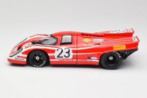 Porsche 917K #23 R. Attwood / H. Herrmann 24 Hours of Le Mans Winner 1970 Norev 1:18 187586 Kovina – slika 3 od 6