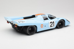 Porsche 917K Gulf #21 P. Rodriguez / L. Kinnunen J.W. Automotive Engineering 24 Hours of Le Mans 1970 Minichamps 1:12 1237066 – slika 2 od 6