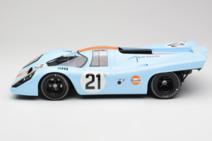 Porsche 917K Gulf #21 P. Rodriguez / L. Kinnunen J.W. Automotive Engineering 24 Hours of Le Mans 1970 Minichamps 1:12 1237066 – slika 3 od 6