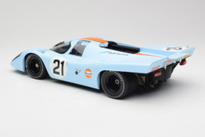 Porsche 917K Gulf #21 P. Rodriguez / L. Kinnunen J.W. Automotive Engineering 24 Hours of Le Mans 1970 Minichamps 1:12 1237066 – slika 5 od 6