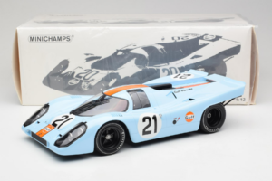 Porsche 917K Gulf #21 P. Rodriguez / L. Kinnunen J.W. Automotive Engineering 24 Hours of Le Mans 1970 Minichamps 1:12 1237066 – slika 6 od 6