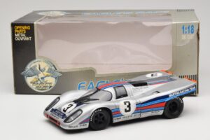 Porsche 917K #3 Martini V. Elford / G. van Lennep 12 Hours of Sebring Winner 1971 Eagles Race 1:18 905002 Kovina – slika 6 od 6