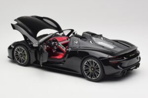 Porsche 918 Spyder Bazalt Črna Metalik Minichamps 1:18 110062431 Kovina – slika 5 od 8