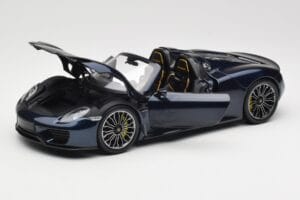 Porsche 918 Spyder Moder Metallic Minichamps 1:18 113062434 Kovina – slika 2 od 8