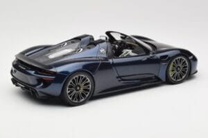Porsche 918 Spyder Moder Metallic Minichamps 1:18 113062434 Kovina – slika 3 od 8