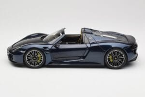 Porsche 918 Spyder Moder Metallic Minichamps 1:18 113062434 Kovina – slika 4 od 8