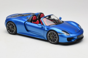 Porsche 918 Spyder Blue Metallic Minichamps 1:18 110062432 Kovina – slika 6 od 8