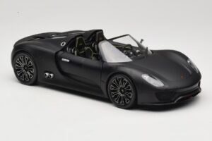 Porsche 918 Spyder Matte Black Minichamps 1:18 110060031 Kovina – slika 6 od 8