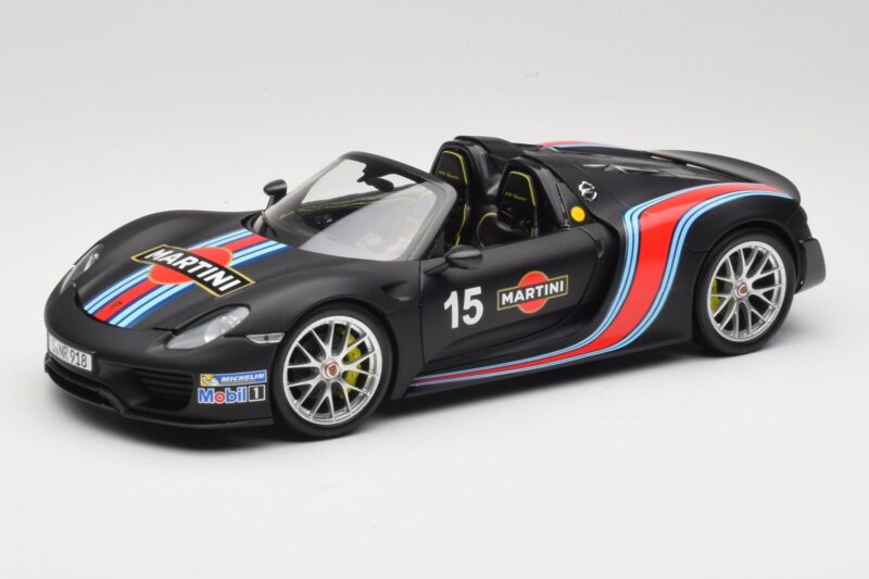 Porsche 918 Spyder Weissach Package Matt Black With Martini Stripes Minichamps 1:18 110062445 Kovina