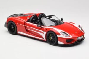Porsche 918 Spyder Weissach Package Rdeč & Bele Črte Minichamps 1:18 110062442 Kovina – slika 7 od 9