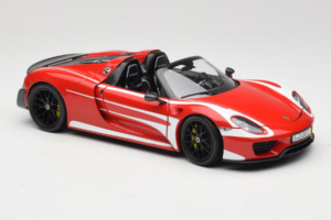 Porsche 918 Spyder Weissach Package Rdeče Bele Proge Minichamps 1:18 110062442-O1 Kovina – slika 6 od 8