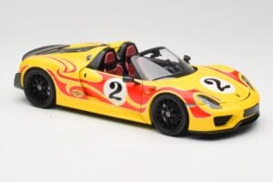 Porsche 918 Spyder Weissach Package Rumen S Črtami Minichamps 1:18 110062446 Kovina – slika 6 od 8