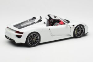 Porsche 918 Spyder Bel Minichamps 1:18 110062436 Kovina – slika 3 od 8