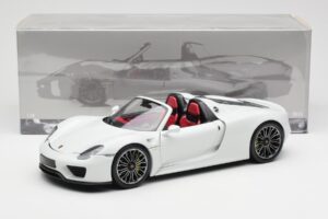 Porsche 918 Spyder Bel Minichamps 1:18 110062436 Kovina – slika 8 od 8
