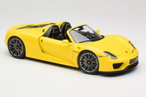 Porsche 918 Spyder Rumen Minichamps 1:18 110062434 Kovina – slika 6 od 8