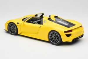 Porsche 918 Spyder Rumen Minichamps 1:18 110062434 Kovina – slika 7 od 8
