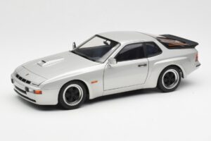 Porsche 924 Carrera GT Diamond Srebrn AUTOart 1:18 78002 Kovina