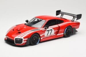 Porsche 935/19 Rdeč z Belimi Progami Minichamps 1:18 155067577 Kovina