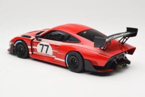 Porsche 935/19 Rdeč z Belimi Progami Minichamps 1:18 155067577 Kovina – slika 5 od 6
