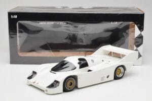 Porsche 956K Plain Body 1982 Minichamps 1:18 155826600 Kovina – slika 6 od 6