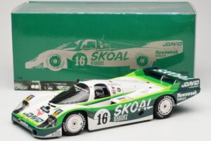 Porsche 956L #16 Skoal Bandit G. Edwards / D. Sears / M. Bleekemolen 24 Hours of Le Mans 1983 Minichamps 1:18 183836916 Kovin – slika 8 od 8