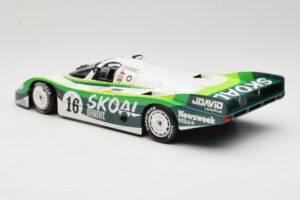 Porsche 956L #16 Skoal Bandit G. Edwards / D. Sears / M. Bleekemolen 24 Hours of Le Mans 1983 Minichamps 1:18 183836916 Kovin – slika 7 od 8