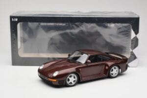 Porsche 959 Dark Red Metallic Minichamps 1:18 155066204 Kovina – slika 6 od 6