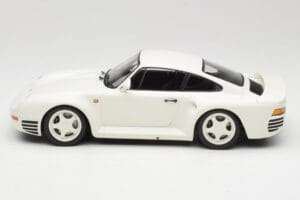 Porsche 959 Grand Prix White Minichamps 1:18 155066202 Kovina – slika 3 od 6