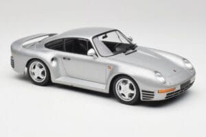 Porsche 959 Srebrn Metalik Minichamps 1:18 155066201 Kovina – slika 4 od 6