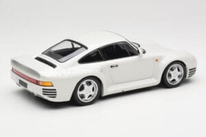 Porsche 959 White Metallic Minichamps 1:18 155066206 Kovina – slika 2 od 6