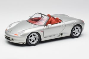 Porsche Boxster 986 Srebrna Maisto 1:18 37800-M3 Kovina