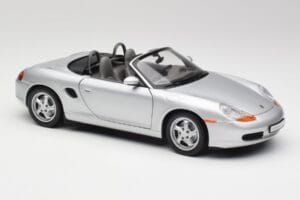 Porsche Boxster 986 Kabriolet Arctic Srebrna Metalik UT Models 1:18 27852 Kovina – slika 6 od 8